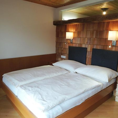 Pension Christina Unterach am Attersee Rum bild