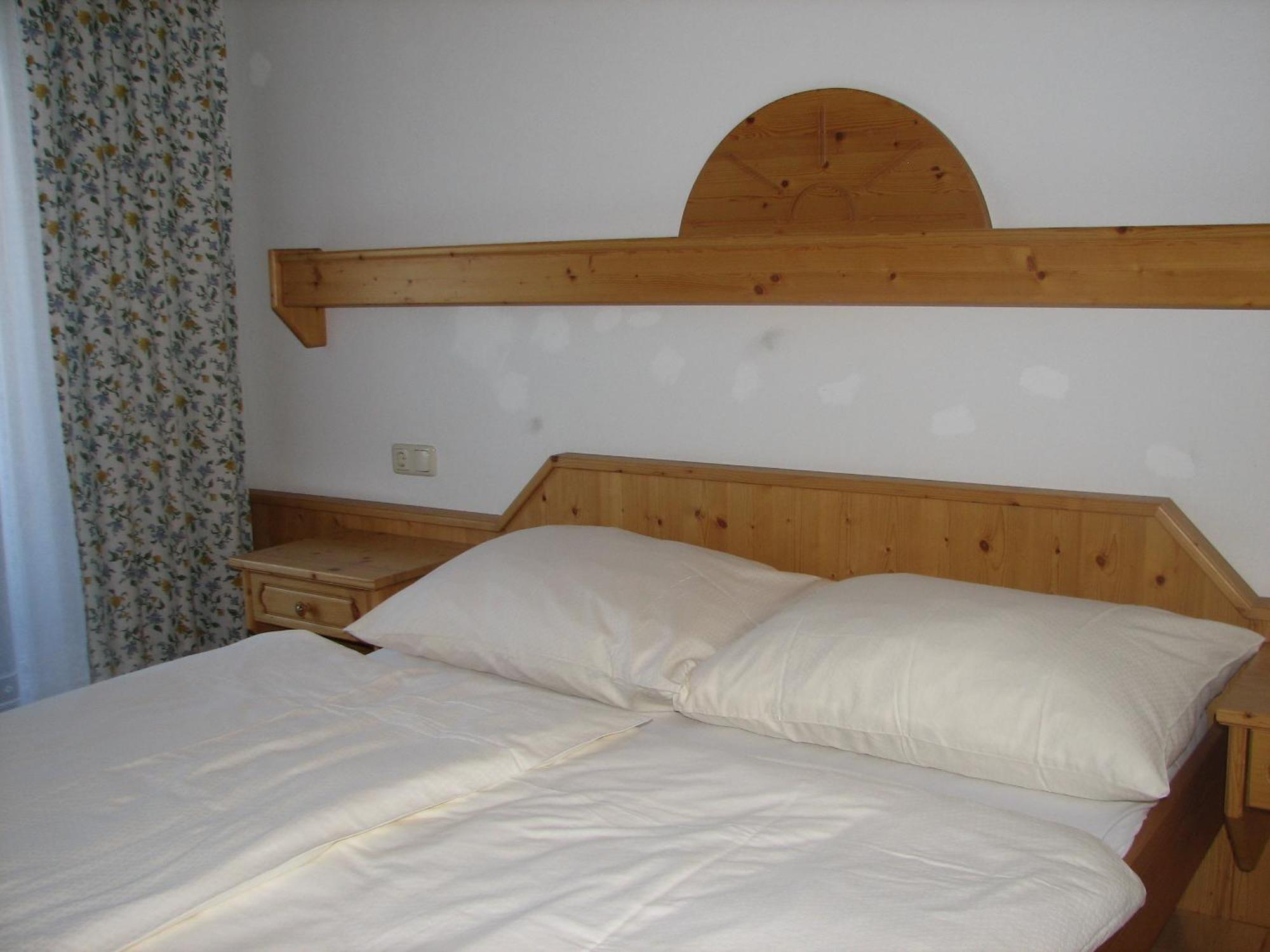 Pension Christina Unterach am Attersee Rum bild